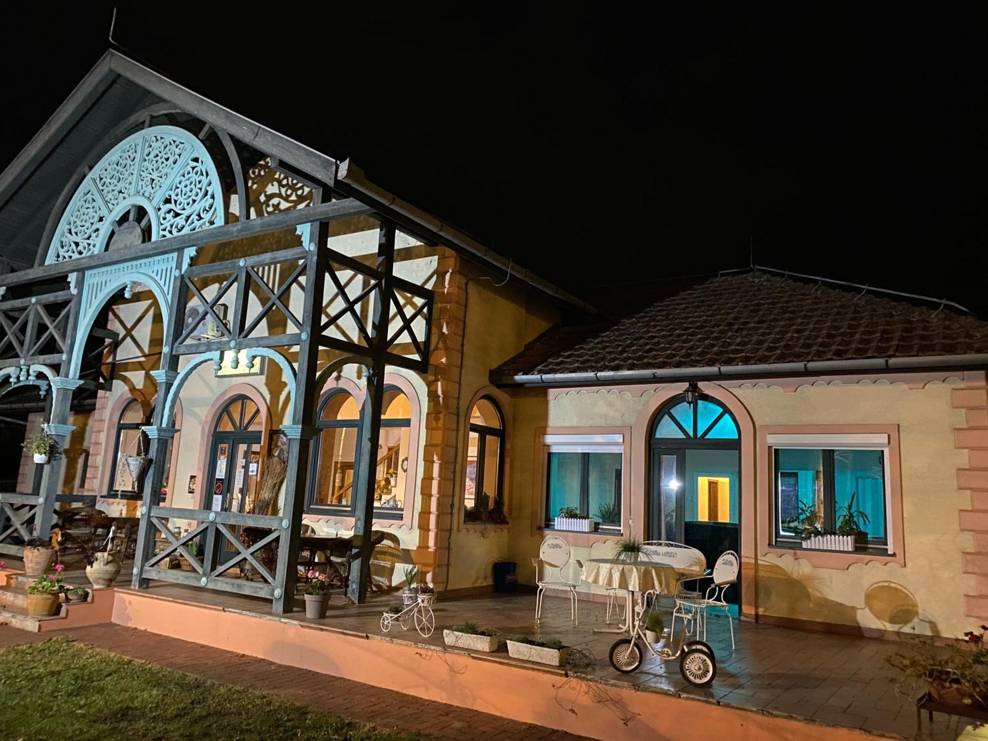 Vila Regina Palic Exterior photo